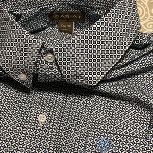 Men’s Ariat Long Sleeve